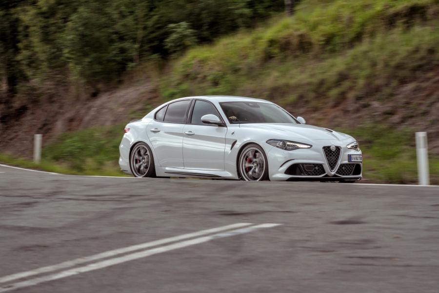  Alfa Romeo Giulia Quadrifoglio (952) 2017 года  (AU) (фото 37 из 41)
